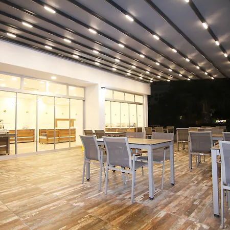 Sunway Club Μαρμαρίς