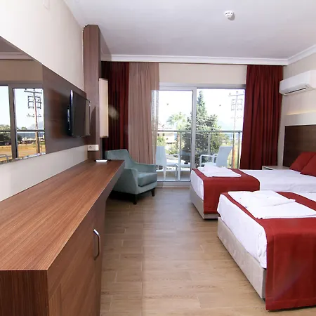 Sunway Club מלון 3*