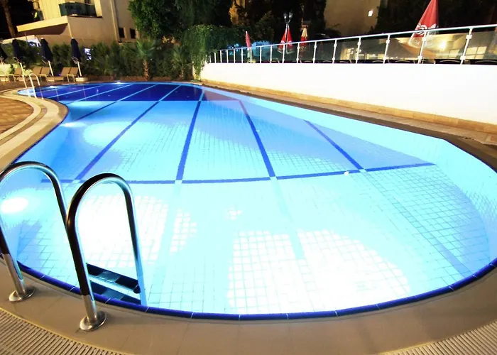 Sunway Club 3* מרמריס