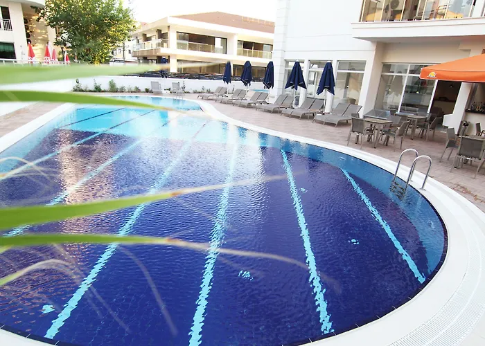 Sunway Club Отель 3*